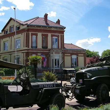 La Roselière Maison d'hôtes 2*