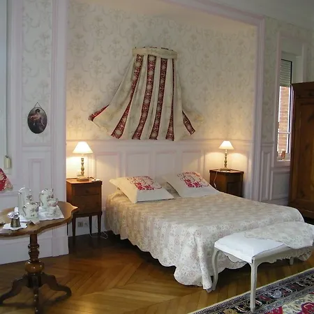 La Roselière Maison d'hôtes 2*